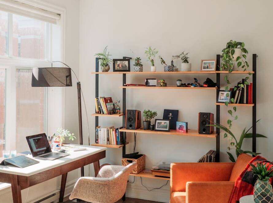 Photo "Transform Your Brooklyn Basement into a Productive Workspace Today"