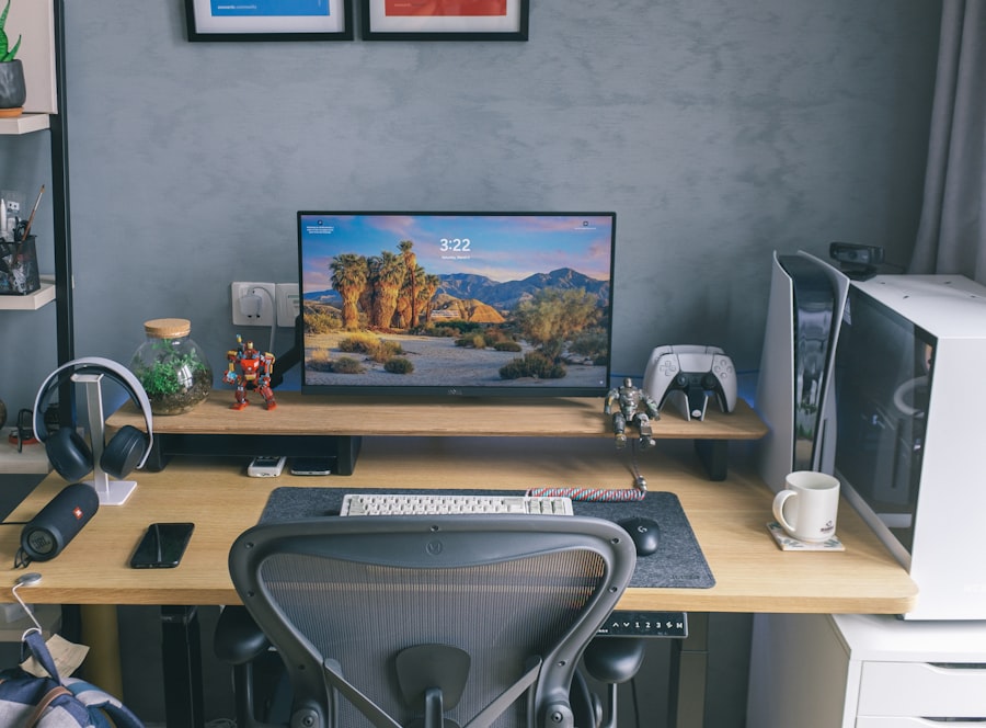 Sleek desk